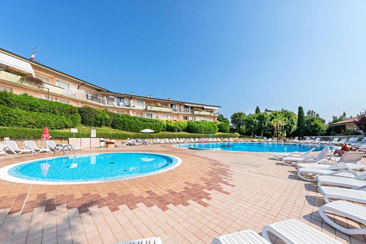 Kristall Lago 233 Apartment By Wonderful Italy เดเซนซาโนเดลการ์ดา ภายนอก รูปภาพ